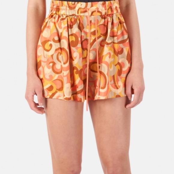 NWT Zimmerman Mae relaxed short size 4 color: swirl - Picture 4 of 8